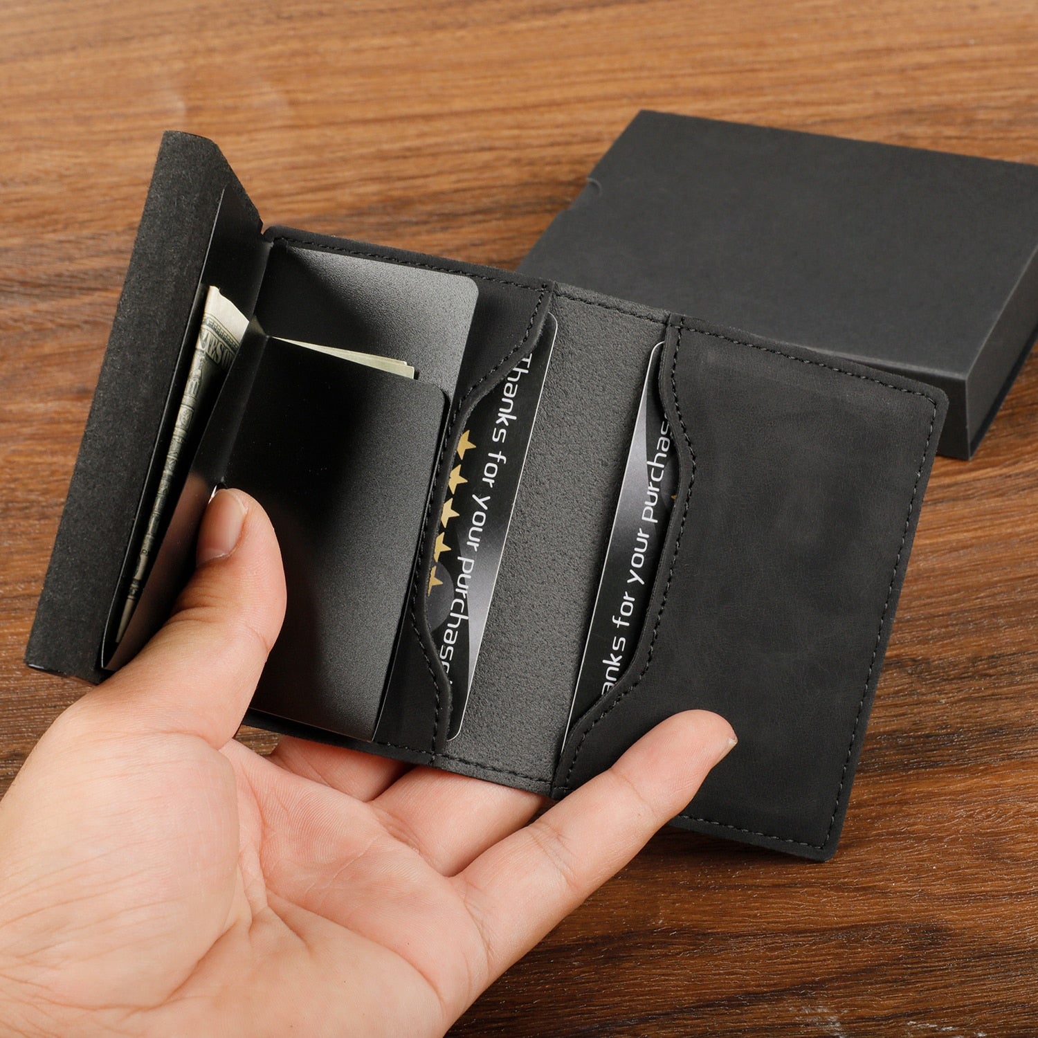 MINIMALIST SLIM CREDIT CARD WALLET WITH RFID BLOCKING & AIRTAG HOLDER