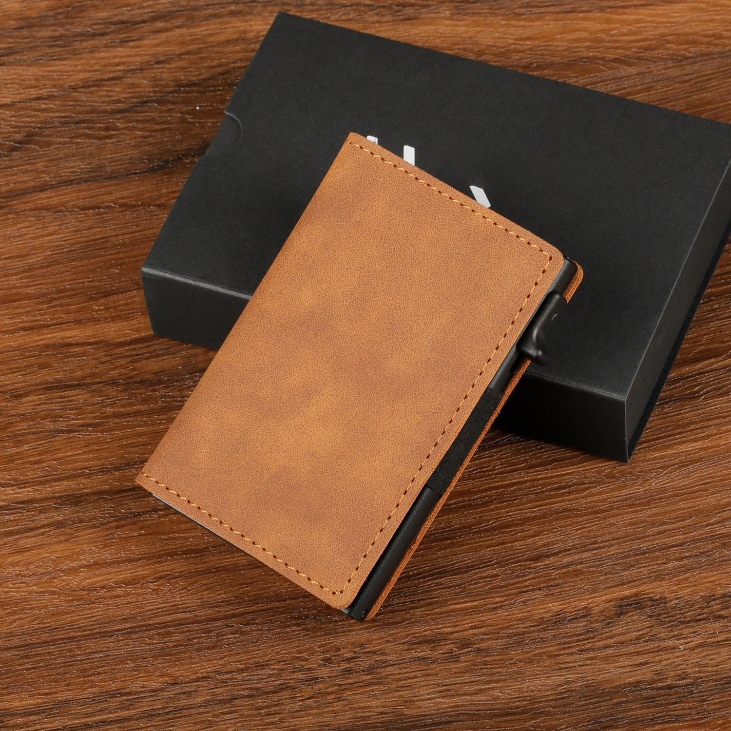 MINIMALIST SLIM CREDIT CARD WALLET WITH RFID BLOCKING & AIRTAG HOLDER